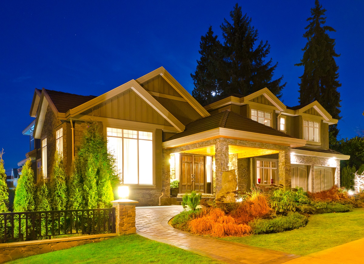 16-shutterstock_94631269- A luxury house in suburbs at dusk in Vancouver, Canada